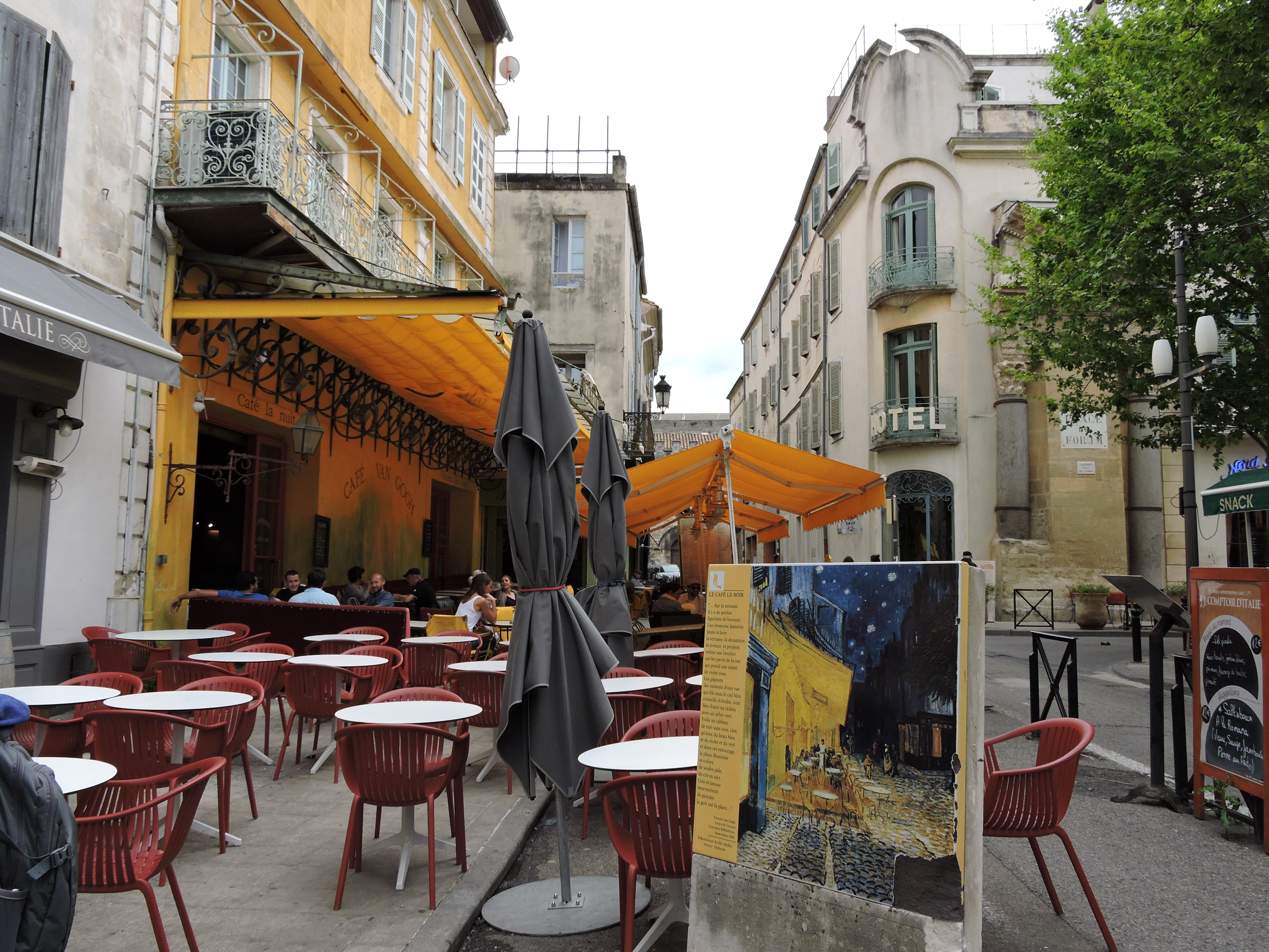Le Cafe Terrace, Vincent Van Gogh